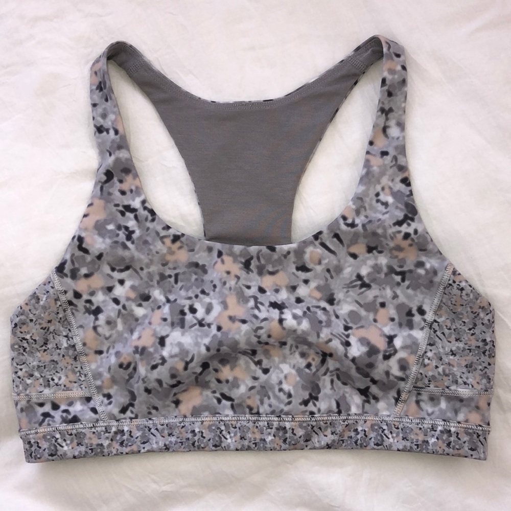 Lululemon *LUXTREME* sports bra Size 8